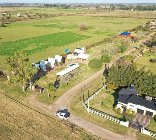 Imagen 30 de 30 de Venta Complejo En Ingreso A Colón - Piscina.