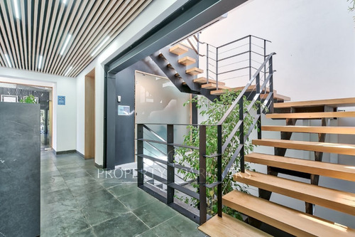 Espectacular Casa Comercial En El Golf ( Uf/m2 90)