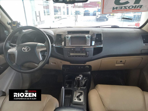 Toyota Hilux SW4 3.0 SRV 4X4 16V TURBO INTERCOOLER DIESEL 4P AUTOMÁTICO