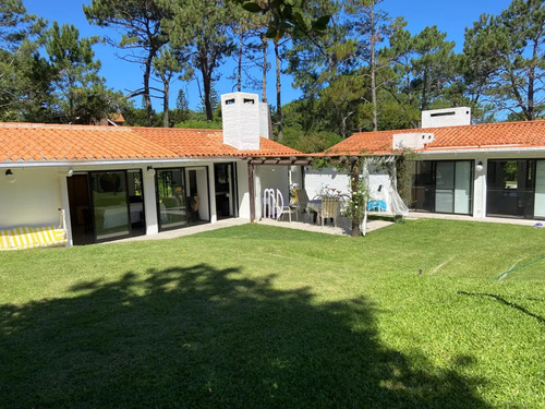 Hermosa Casa A 3 Cuadras De La Playa Con Piscina Climatizada. Ref 6350