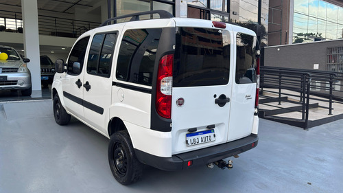 Fiat Doblo 1.8 16v Essence 7l Flex 5p 5 marchas