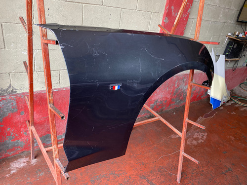 Salpicadera Chevrolet Camaro 2016 2017 2018 2019 2020 Der (Usado)