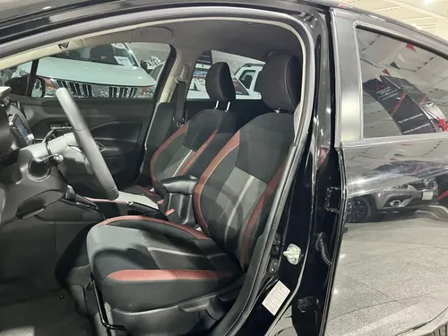 Nissan Versa 2023