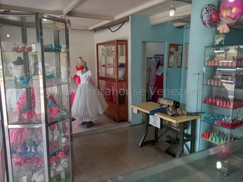 Imagen 2 de 7 de Local Comercial A Pie De Calle Apartamento En Venta