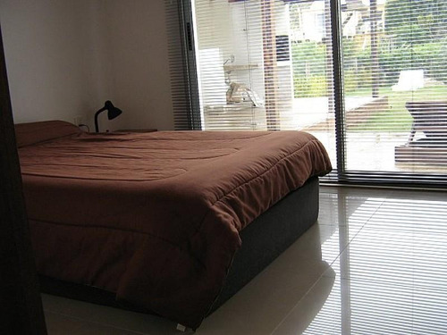 Imagen 15 de 30 de Casa En Alquiler - A 1 Cuadra De La Playa Y Media Del