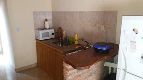 Imagen 5 de 14 de Vendemos Hermosa Casita Reciclada A Nuevo En Claromeco