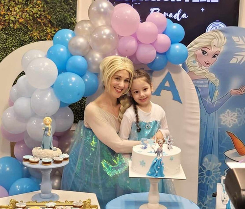 Shows Princesas Frozen Encanto Merlina Sirenita Barbie Wish