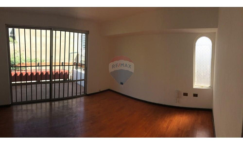 Casa En Venta A Pocas Cuadras De Parque Brasil