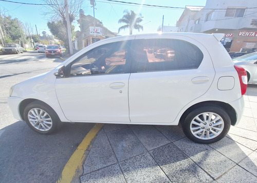 Toyota Etios 1.5 Xls