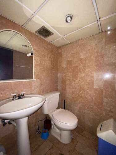 Imagen 7 de 15 de Se Vende Casa En El Rosal Uso Comercial