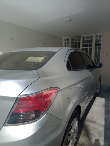 Imagem 8 de 10 de Prisma Sedan Automático Gm 1.4 2014/2014-r$-47.500,00