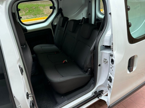 Imagen 4 de 9 de Renault Kangoo 1.5 Dci Confort 5 Asientos (l18)