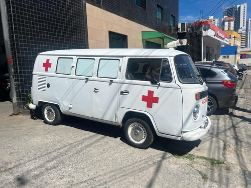 Volkswagen Kombi Ambulância