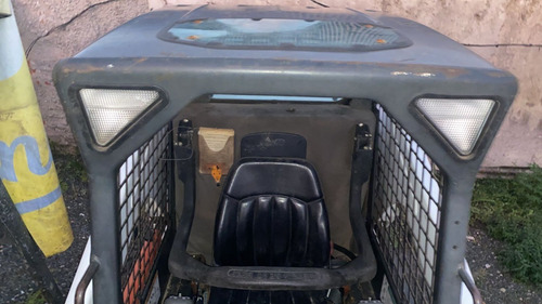 Imagem 11 de 11 de Mini-carregadeira Bobcat S185 S-185 1.000 Horas Com Joystick