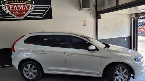 Imagem 22 de 25 de Volvo Xc60 Kinetic D5 2.4 Awd1