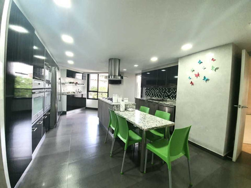 Imagen 6 de 23 de Vendo Ph 525mts2 4h+s/5b+s/4pe Colinas De Valle Arriba 6623