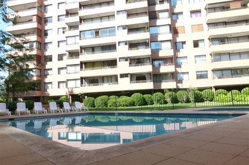 Departamento En Venta De 2 Dorm. En Las Condes