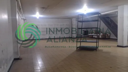 Local En Arriendo En Garcia Rovira. Cod A14136