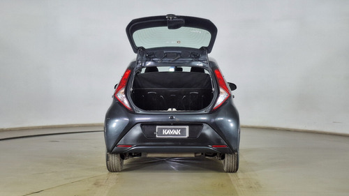 Toyota Aygo 1.0 X-R5 STD