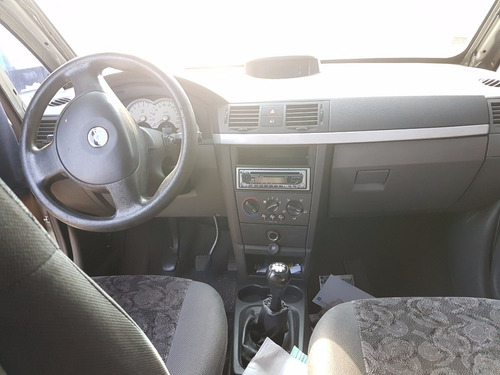Imagem 7 de 12 de Sucata Gm Meriva Cd 2004 (somente Peças)