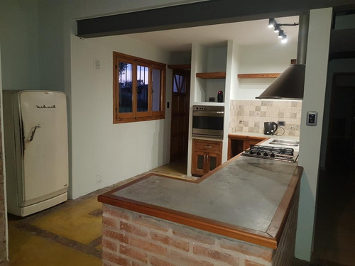 Imagen 15 de 22 de Casa Quinta En Venta - 3 Dormitorios 2 Baños - 220mts2- 9 De Julio