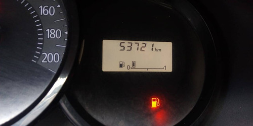 Imagem 7 de 8 de Renault Sandero 1.0 Expression 16v Flex 4p Manual