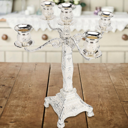 Castiçal Em Relevo De Candelabro Doméstico Vintage Europeu