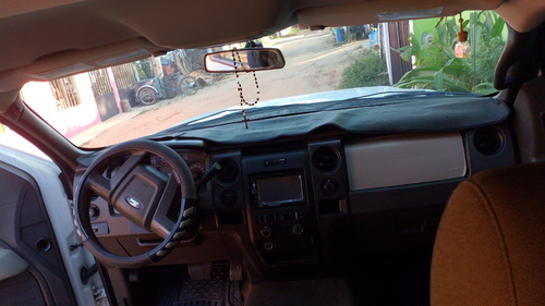 Ford Lobo 4.6 doble cabina 4x4
