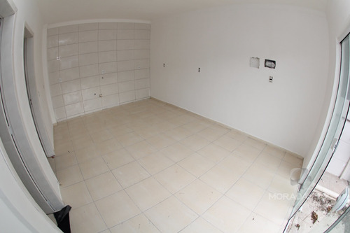 Imagem 2 de 7 de Apartamento Kitnet/studio Em Morretes - Itapema - 4558