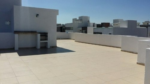 Preciosa Casa En El Refugio, Roof Garden, 4 Habitaciones..