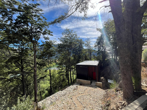Terreno Con Casa A Orillas Del Rio Espolón A 2 Km Del Centro