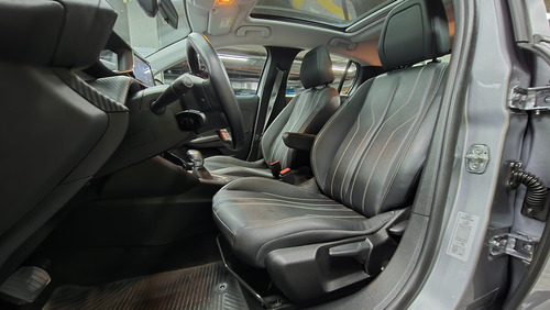 Peugeot 208 1.6 Feline Tiptronic