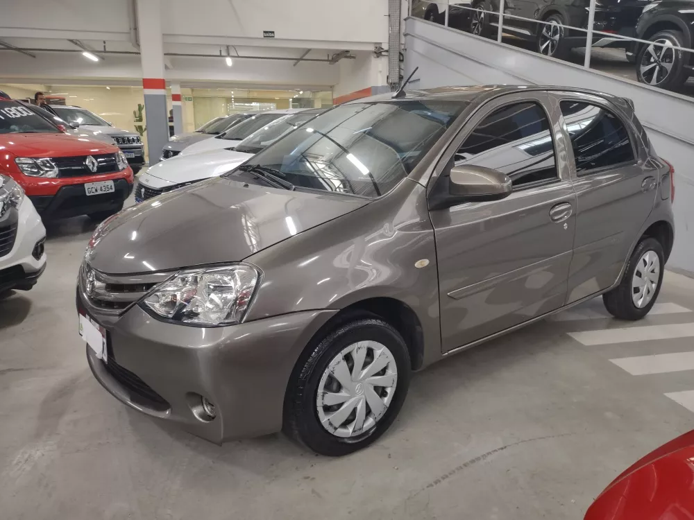 Toyota Etios 1.3 16v X 5p