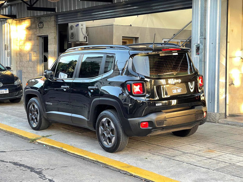 Imagen 3 de 12 de Jeep Renegade 1.8 Sport /// 2017 - 110.000km