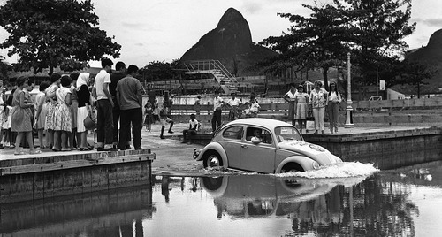 Fusca Uma Paixão, De Fábio Takaoka. Editora Escala Em Português