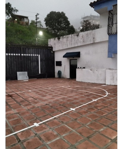 Casa En Venta - Hoyo De La Puerta