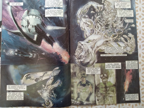 Ruínas: O Fim Do Universo Marvel Parte 1 De 2 - Editora Mythos 1998 - Em Português - Capa Mole - Lombada Com Grampos (Usado)