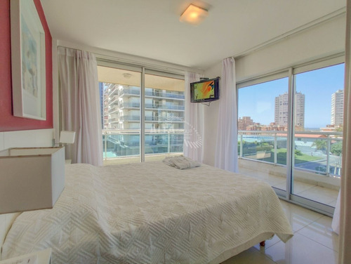 Imagen 4 de 6 de Apartamento En Venta De 1 Dormitorio , Punta Del Este