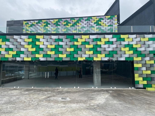 Local Comercial En Renta En Valle Oriente