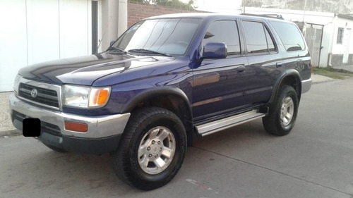 Toyota Hilux SW4 3.0 I Runner