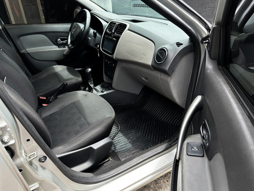 Renault Logan 1.0 EXPRESSION 16V FLEX 4P MANUAL