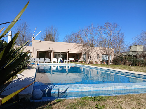 Casa Chalet En Venta En Exaltación De La Cruz, G.b.a. Zona Norte, Argentina