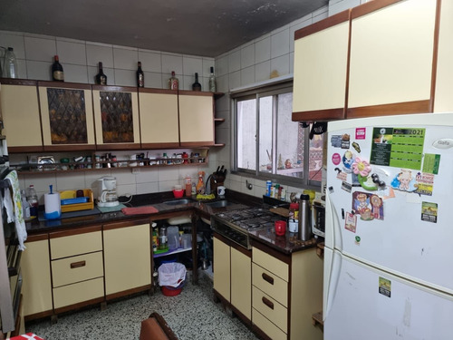 Casa En Venta En Parque Chas