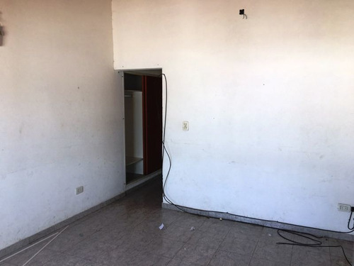 Imagen 5 de 9 de Departamento En Venta En Jose Leon Suarez
