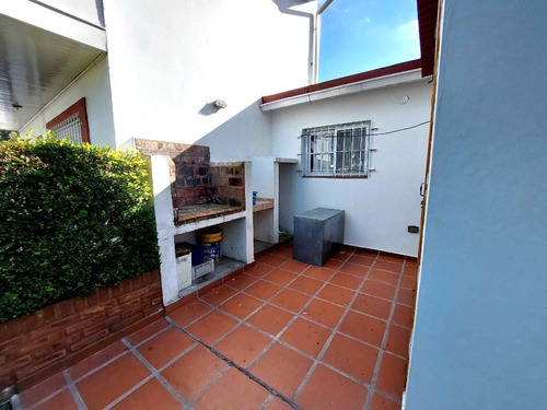 Duplex 2 Amb. Gran Jardin En Venta, Atlantida