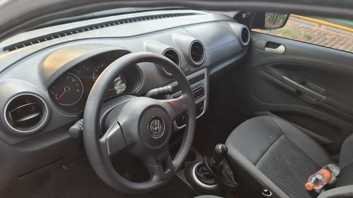 Volkswagen Voyage 2015 1.6 Msi Trendline Total Flex 4p