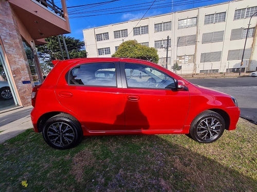 Imagen 2 de 15 de Toyota Etios Xls 4 At 5p