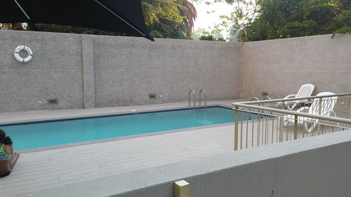 Departamento En Arriendo De 3d/ 2b Plaza Ambrosio Del Rio
