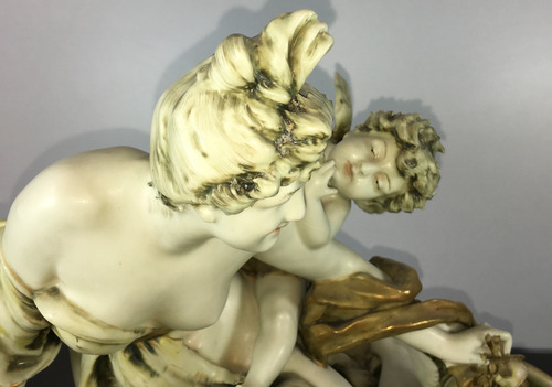 Antiguo Centro De Mesa Art Nouveau Porcelana Amphora Austria (Usado)