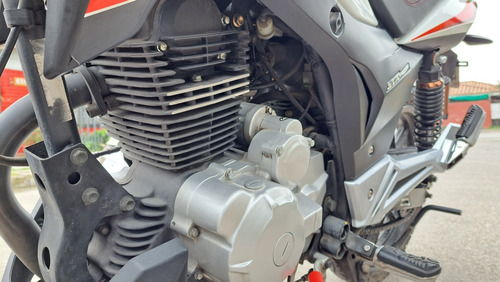 Imagen 15 de 16 de Aprilia Stx 150 2017 Excelente Estado, Al Día, Transferible
